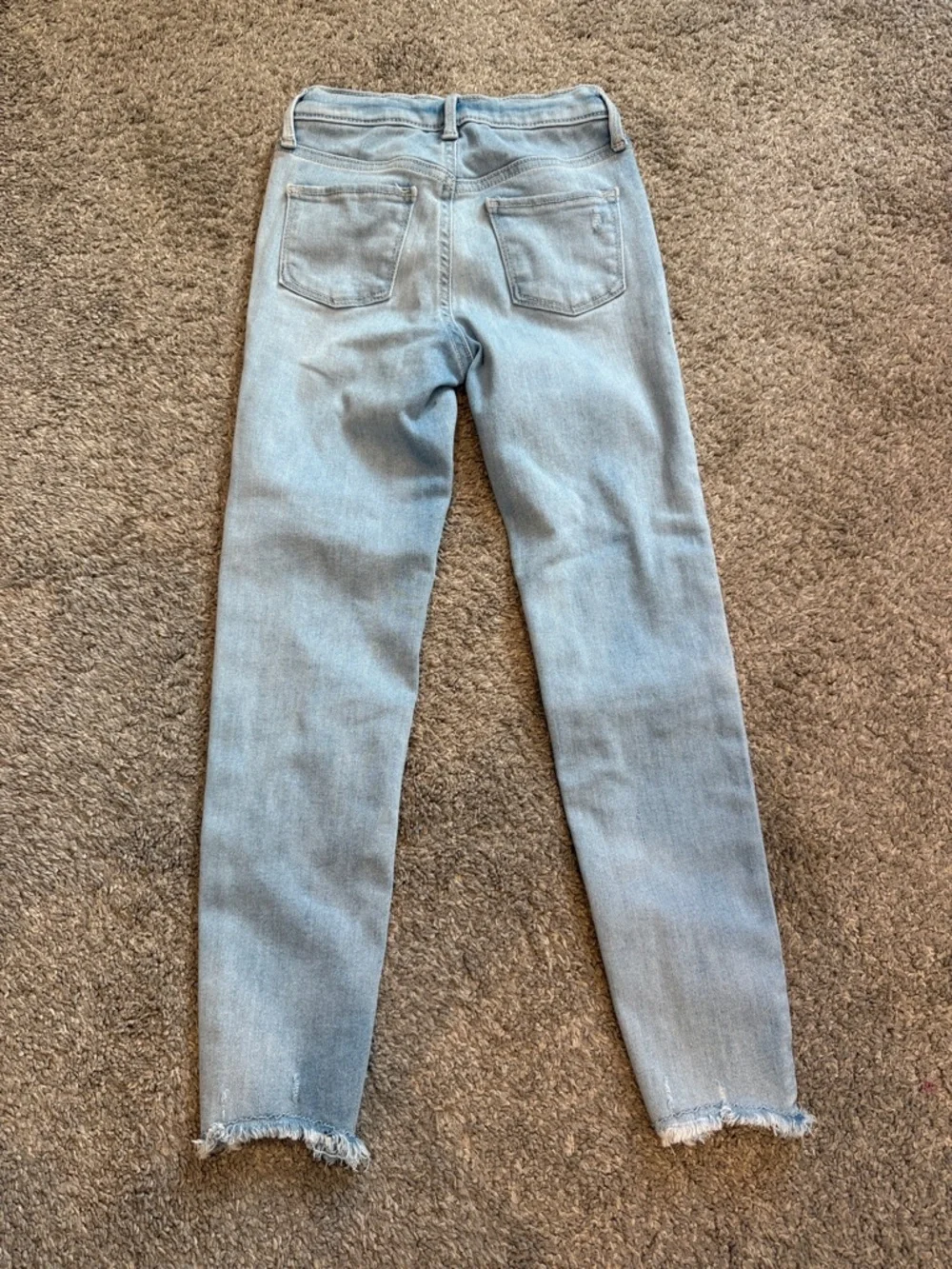 Old Navy | High- Rise Rockstar Jeggings in Light Blue Wash